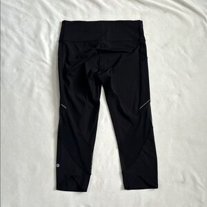 Lululemon Black Crop